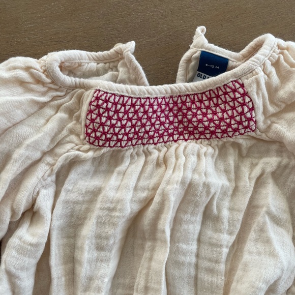 🎀  5 for $30 Old Navy Peasant Baby Bloomer with Embroidered Flowers 6-12M - Picture 3 of 5